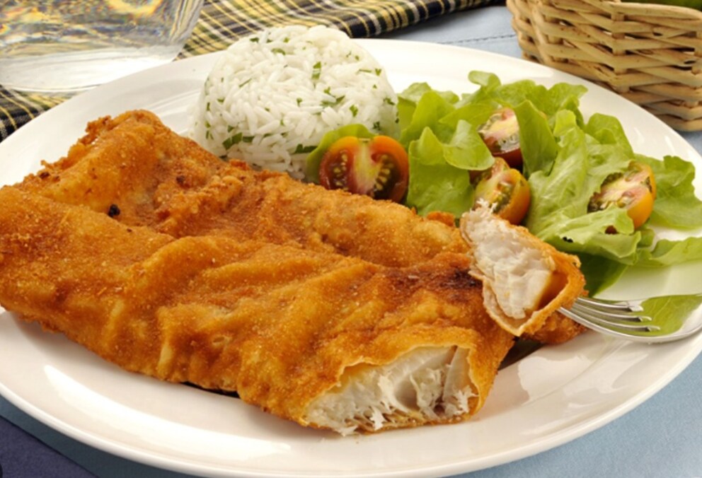 Frango Empanado com Fritas