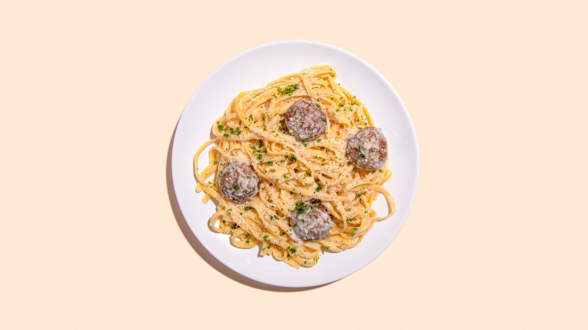 Fettucine Alfredo with Meatballs