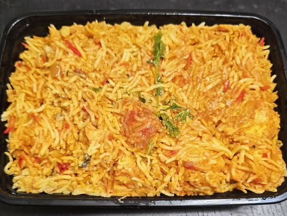 Chicken tikka biryani .