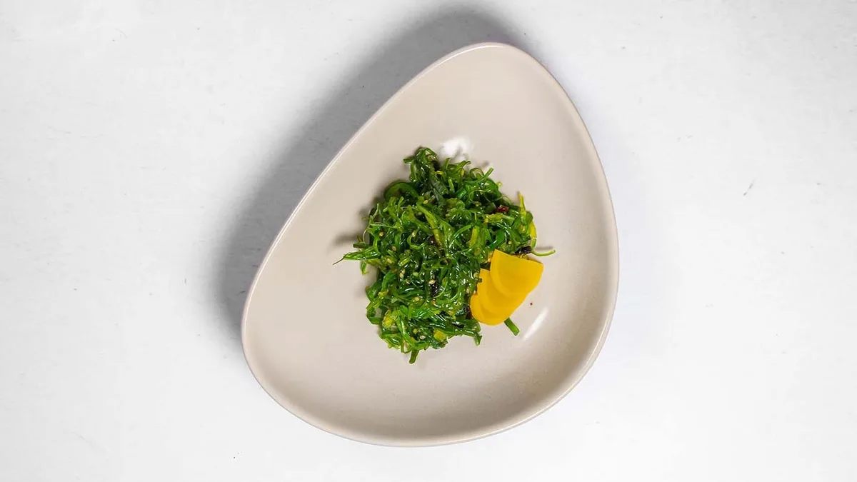 Salát goma wakame