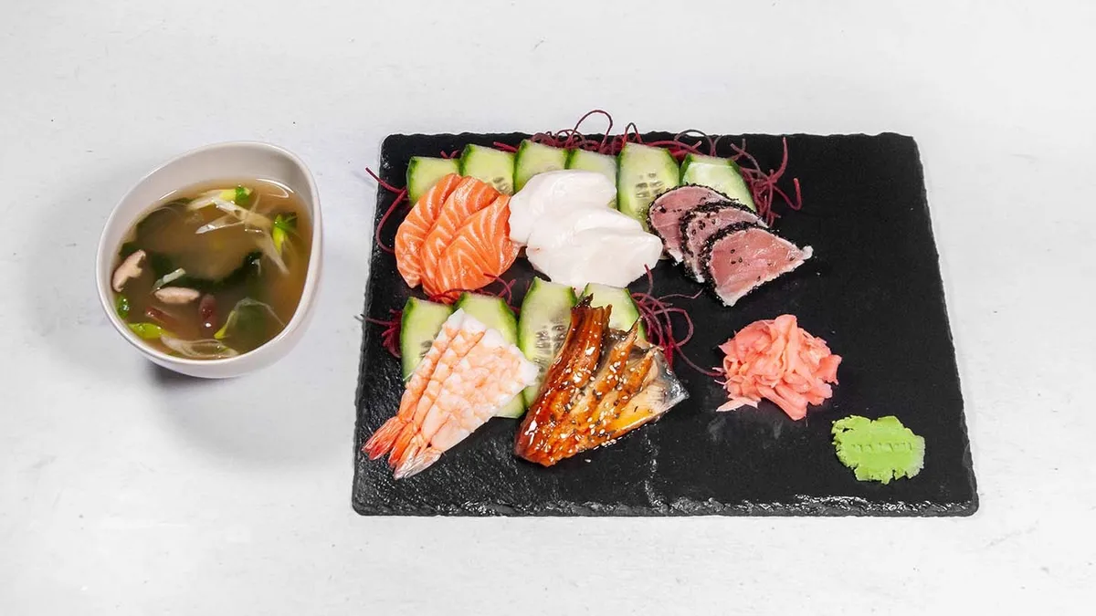 Sushi set 8 sashimi