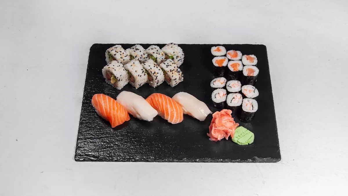 Sushi set 9