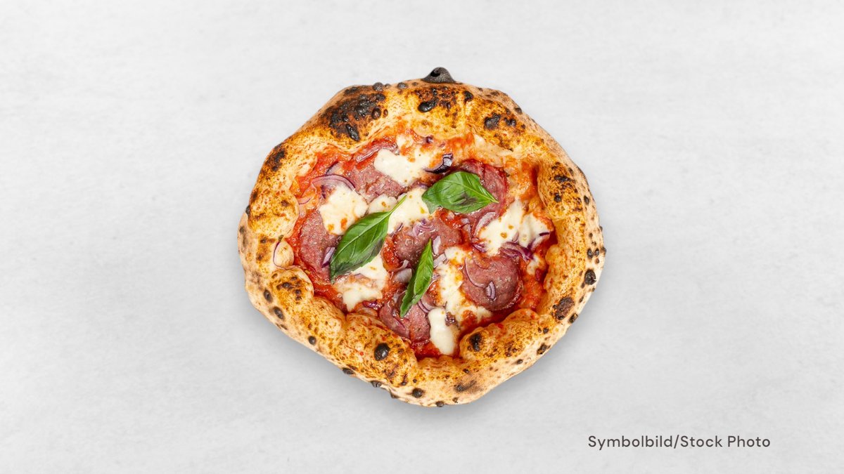 Pizza Salame
