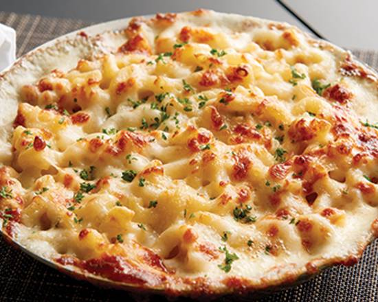 White Cheddar Lobster Mac and Cheese