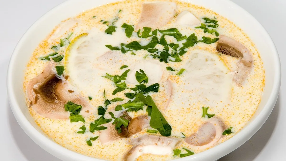 Tom Kha Phak