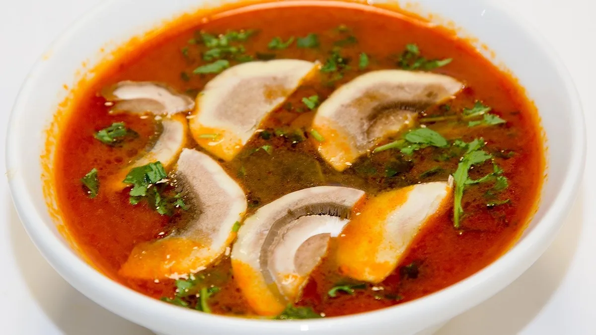 TOM YUM PHAK