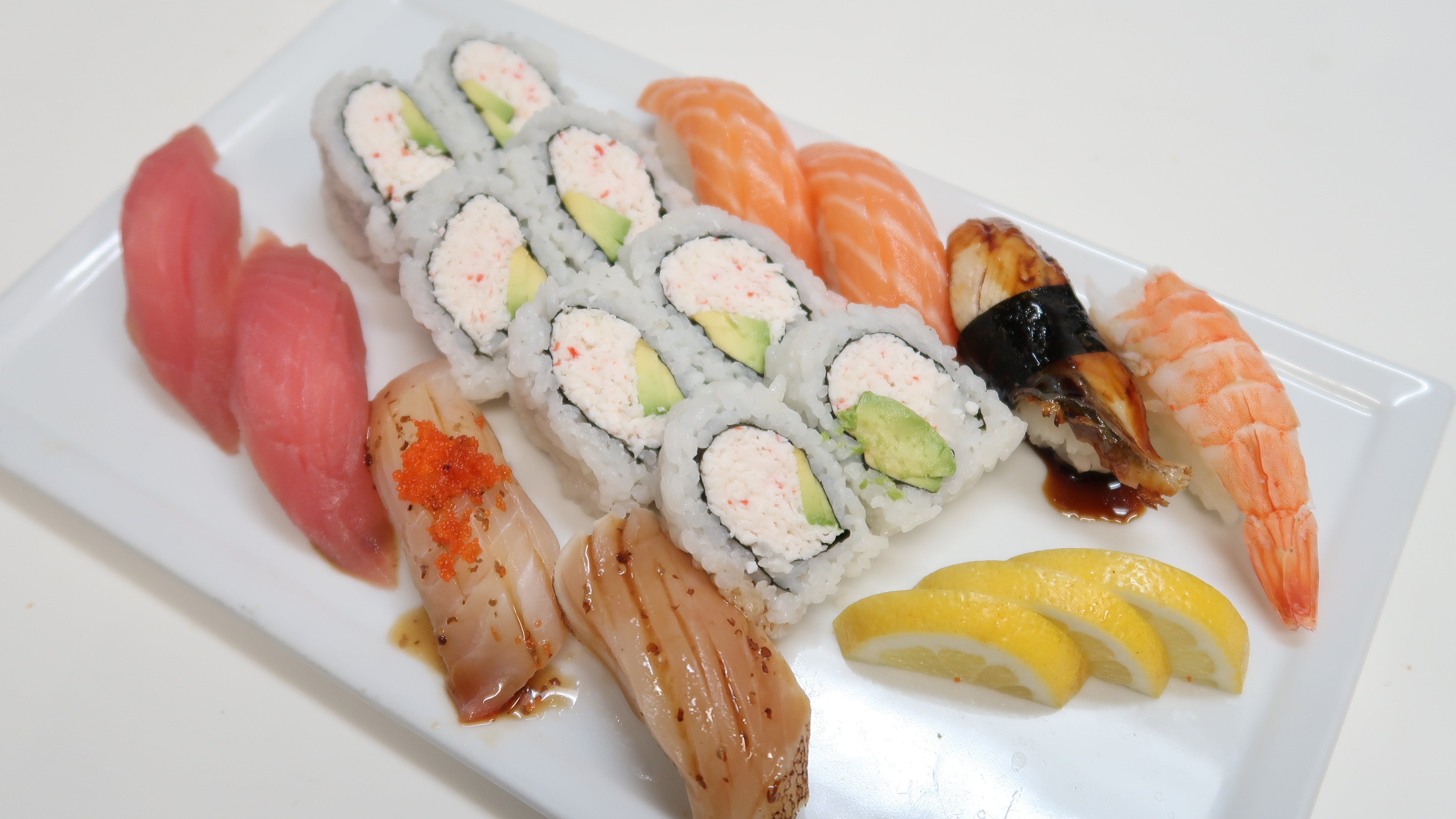Nigiri (8 Pieces) + CA Roll with Miso Soup