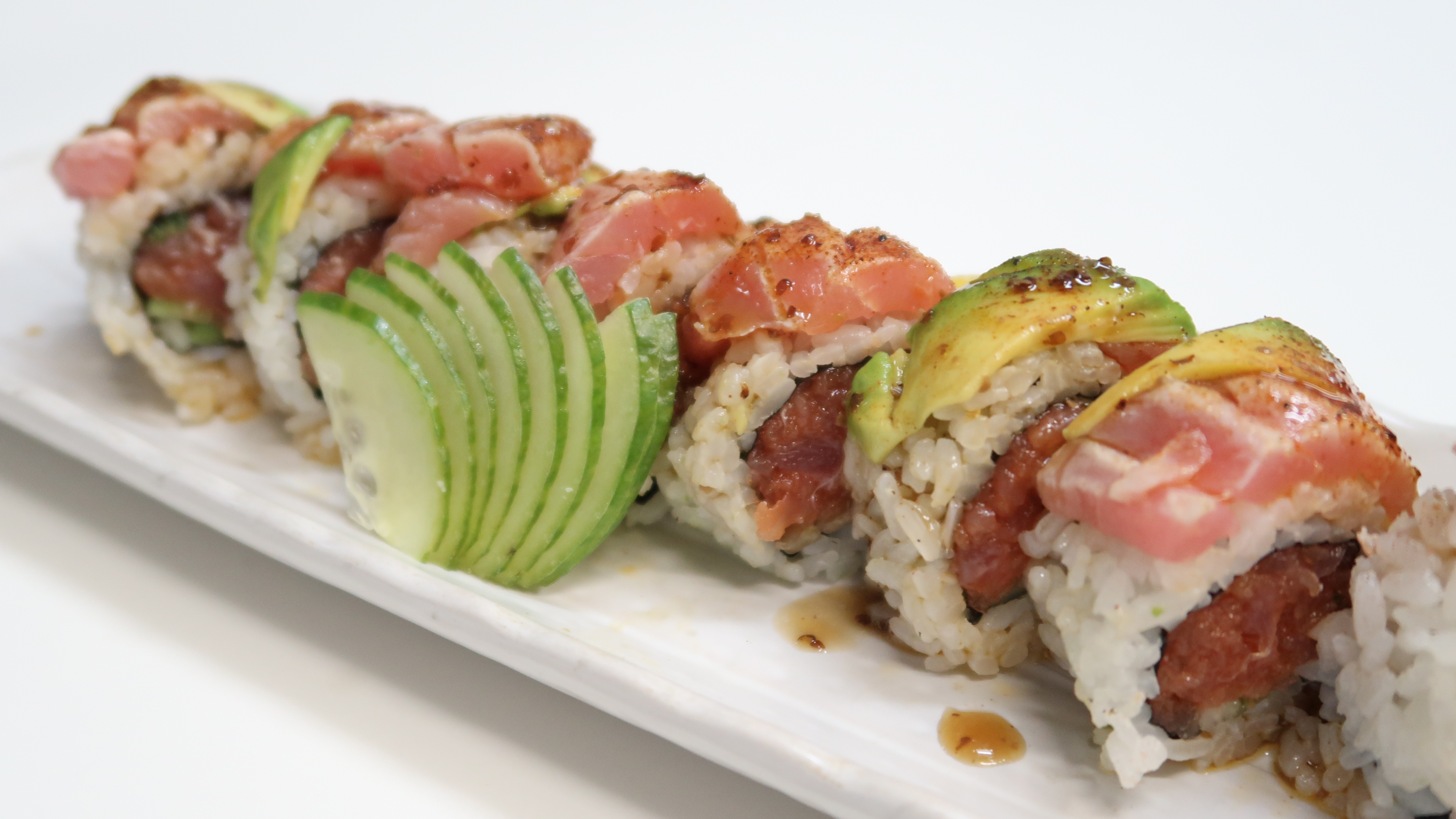 Spicy Tuna Tataki Roll