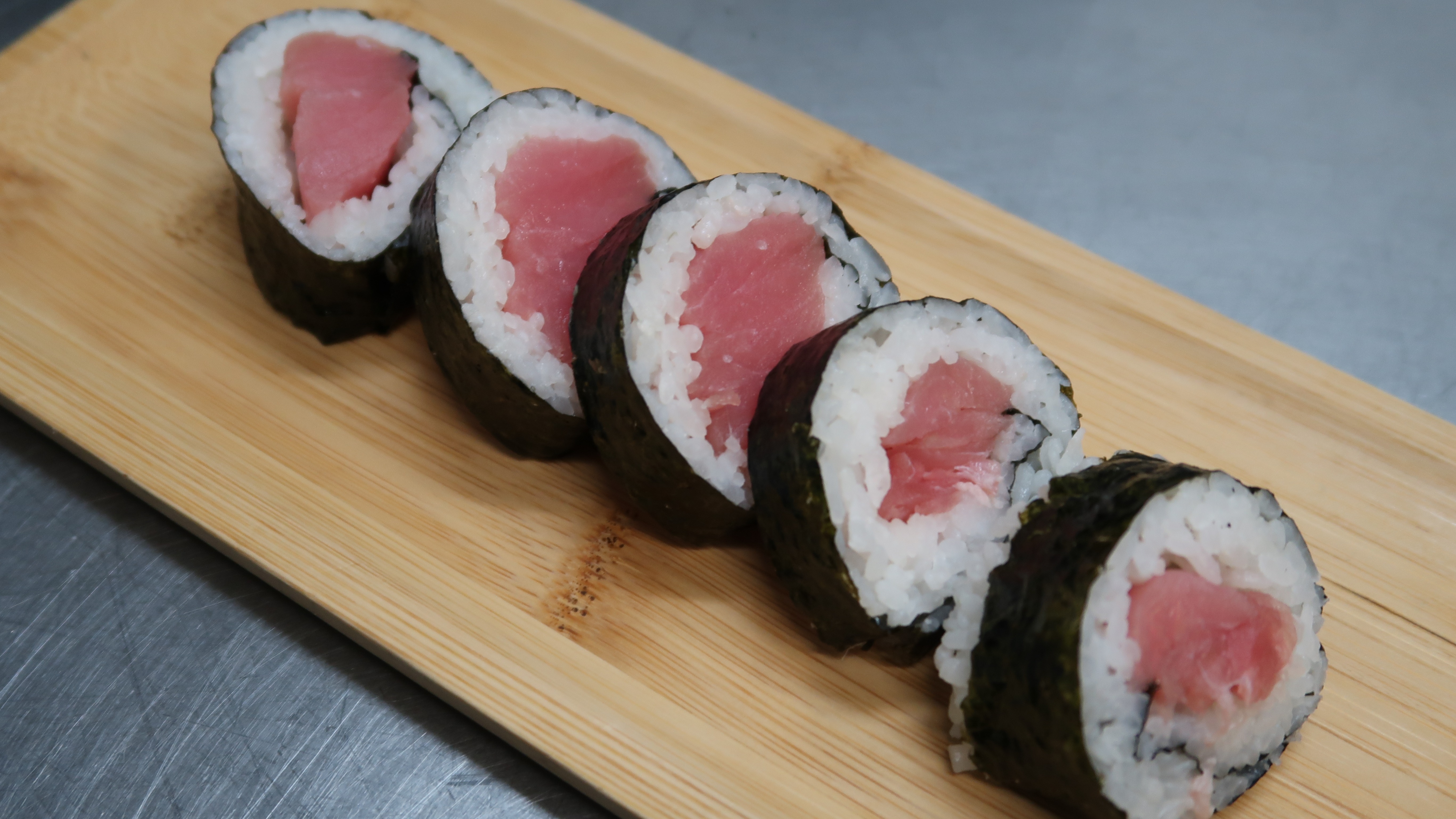 Tuna Roll (5pcs)