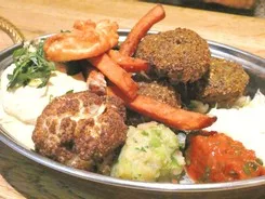 Falafelsallad + Dryck