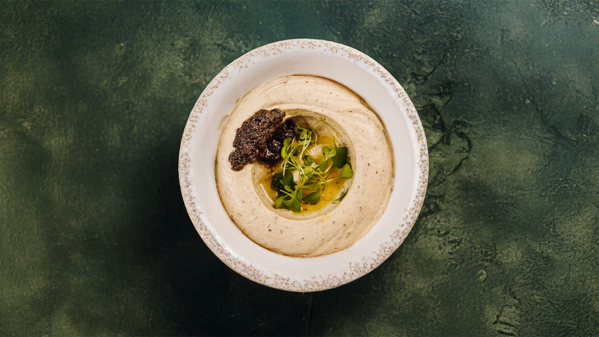 Hummus cu trufe