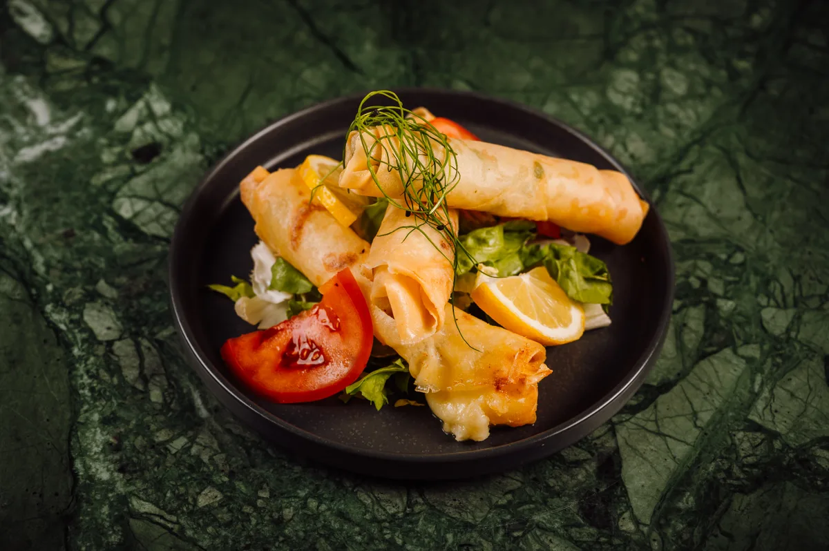 Sujuk Rolls