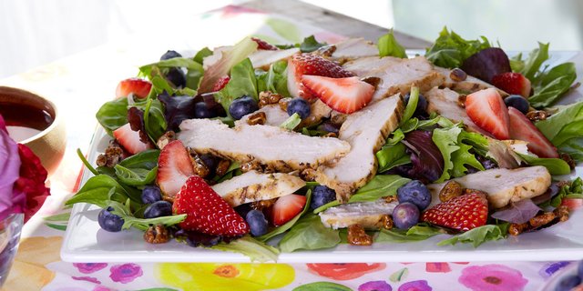 Entree Pecanberry Salad