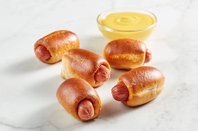 Kids Auntie Anne’s Mini Pretzel Dogs