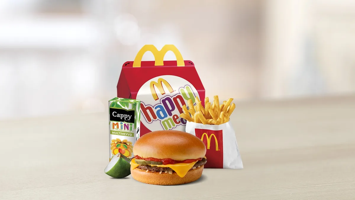 Happy Meal (with Cheeseburger)