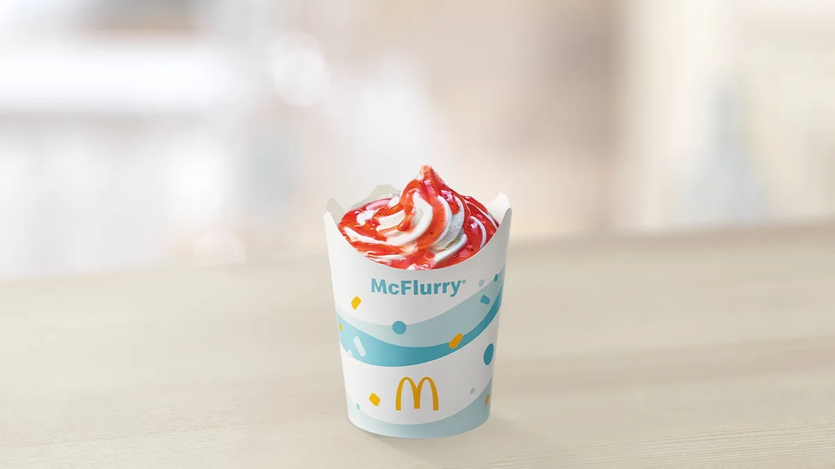 McFlurry (Strawberry/ Kit-Kat)