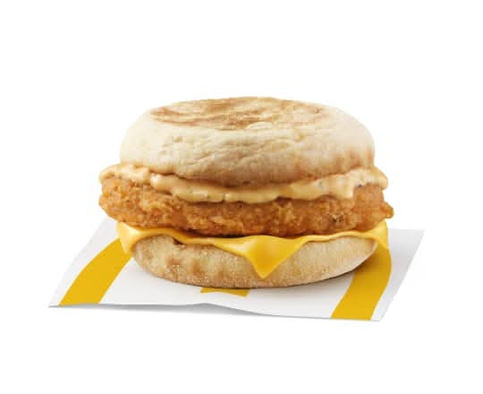 Frank’s RedHot Creamy Garlic Chicken McMuffin [370.0 Cals]