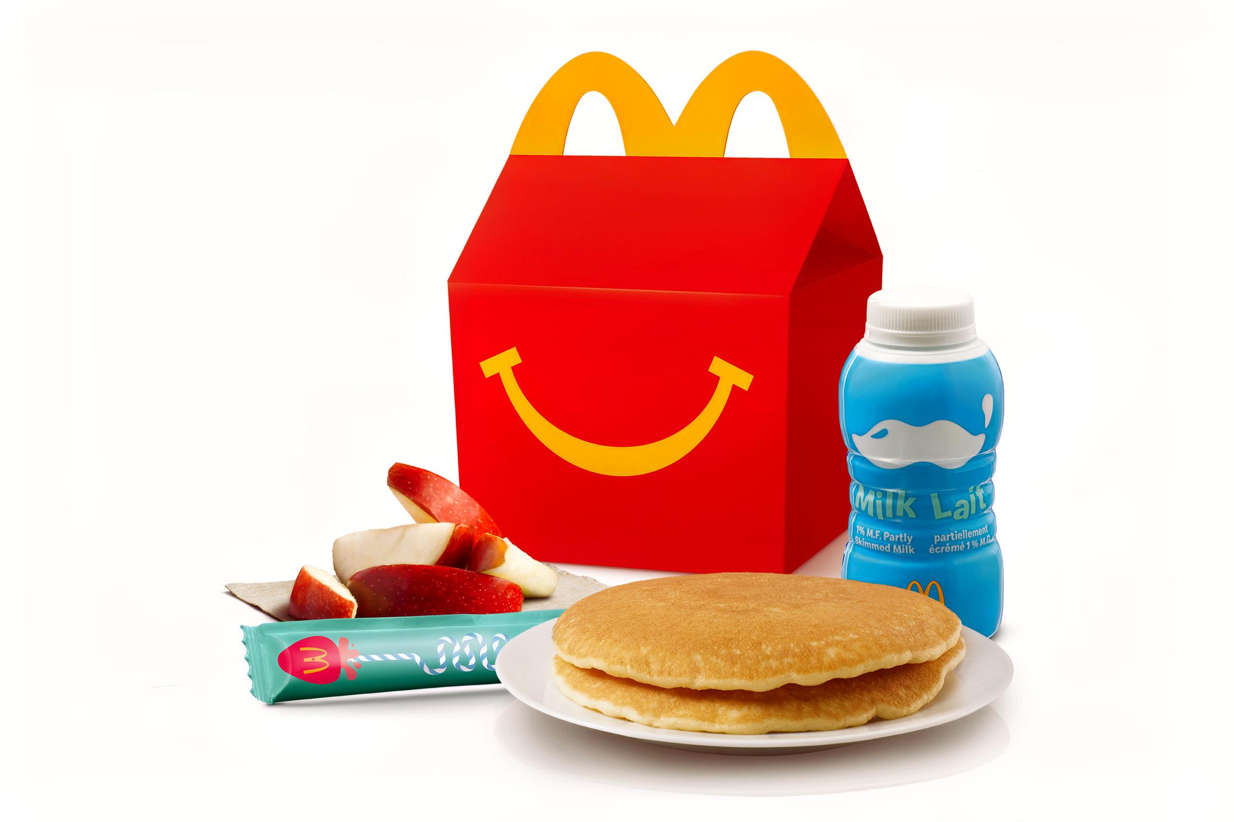 Happy Meal Hotcakes with Apple Slices [610-720 Cals]