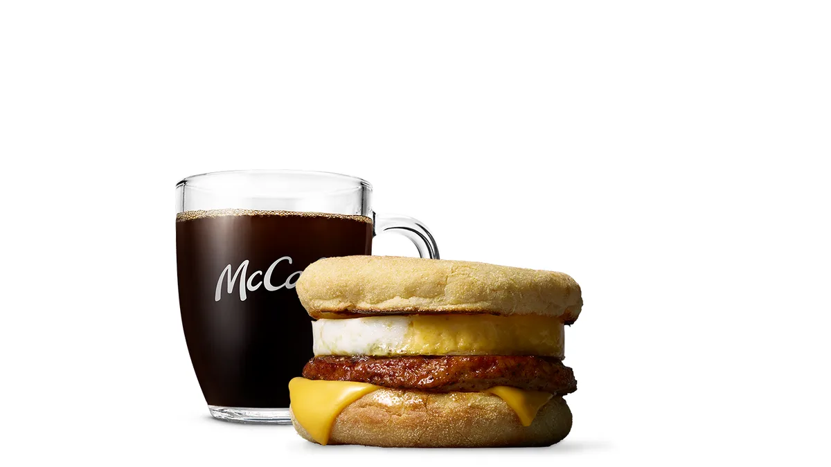 Sausage and Egg McMuffin + Kahvi
