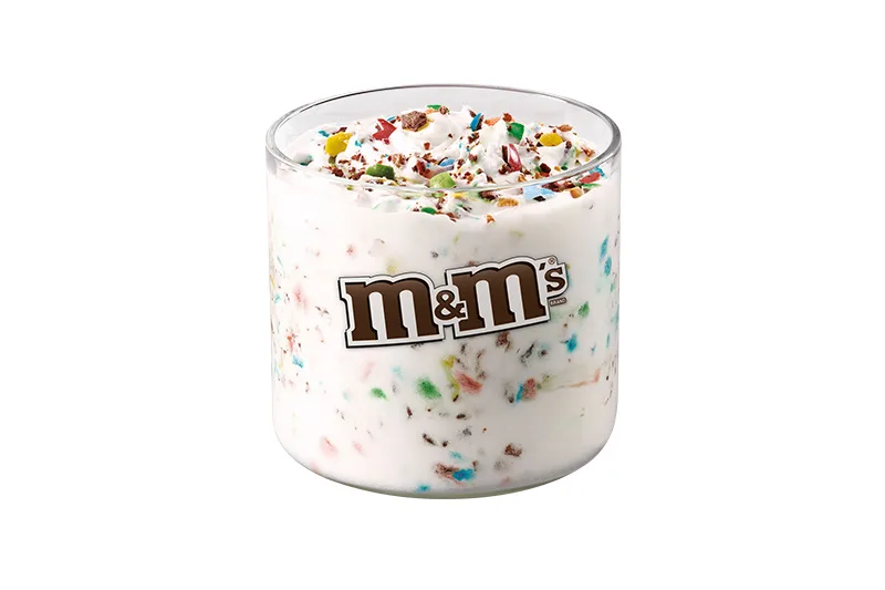 McFlurry MandM's-szel és választható öntettel