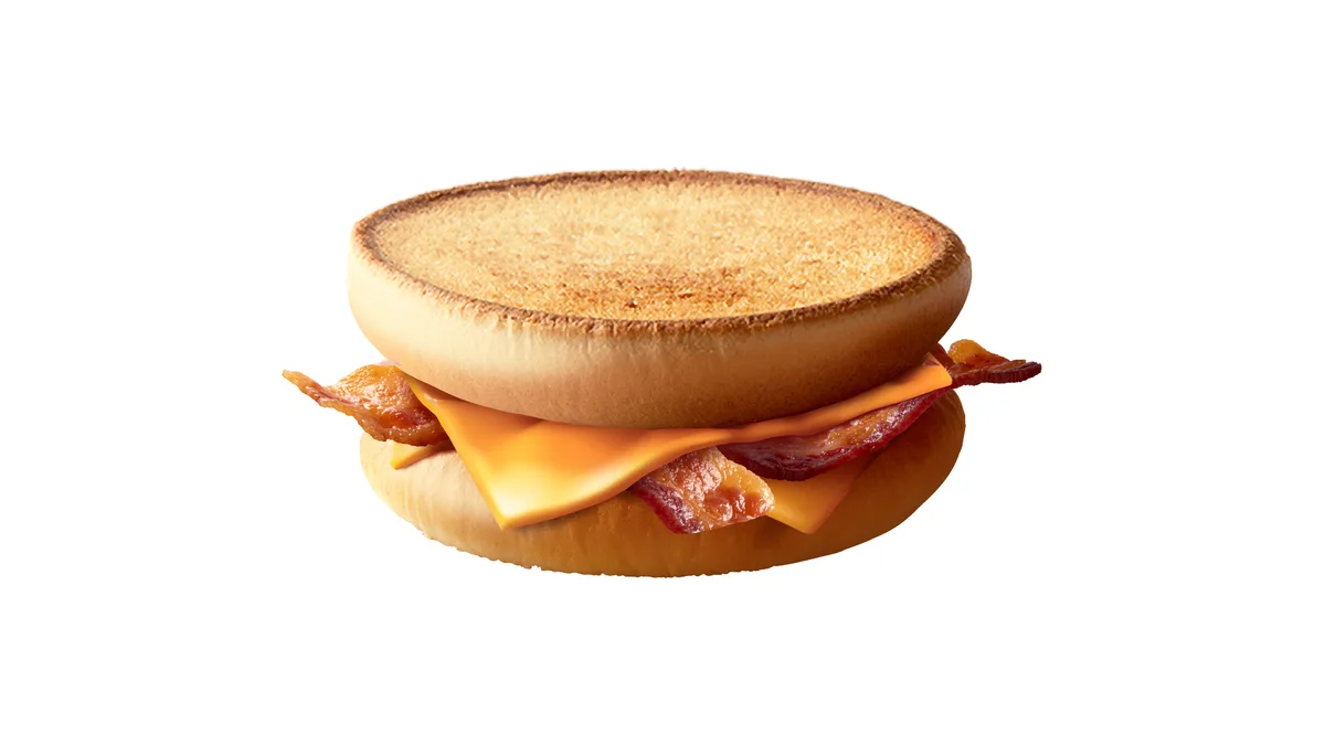 McToast sa slaninom i sirom