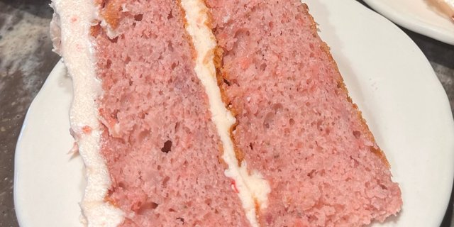 Strawberry Cake