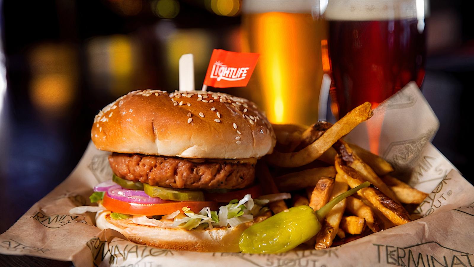 Mystic 18 Burger