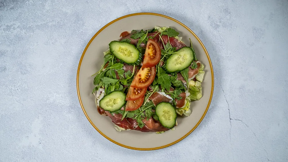 Lufttorkad skinka Sallad