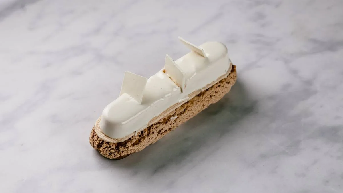 More than eclair