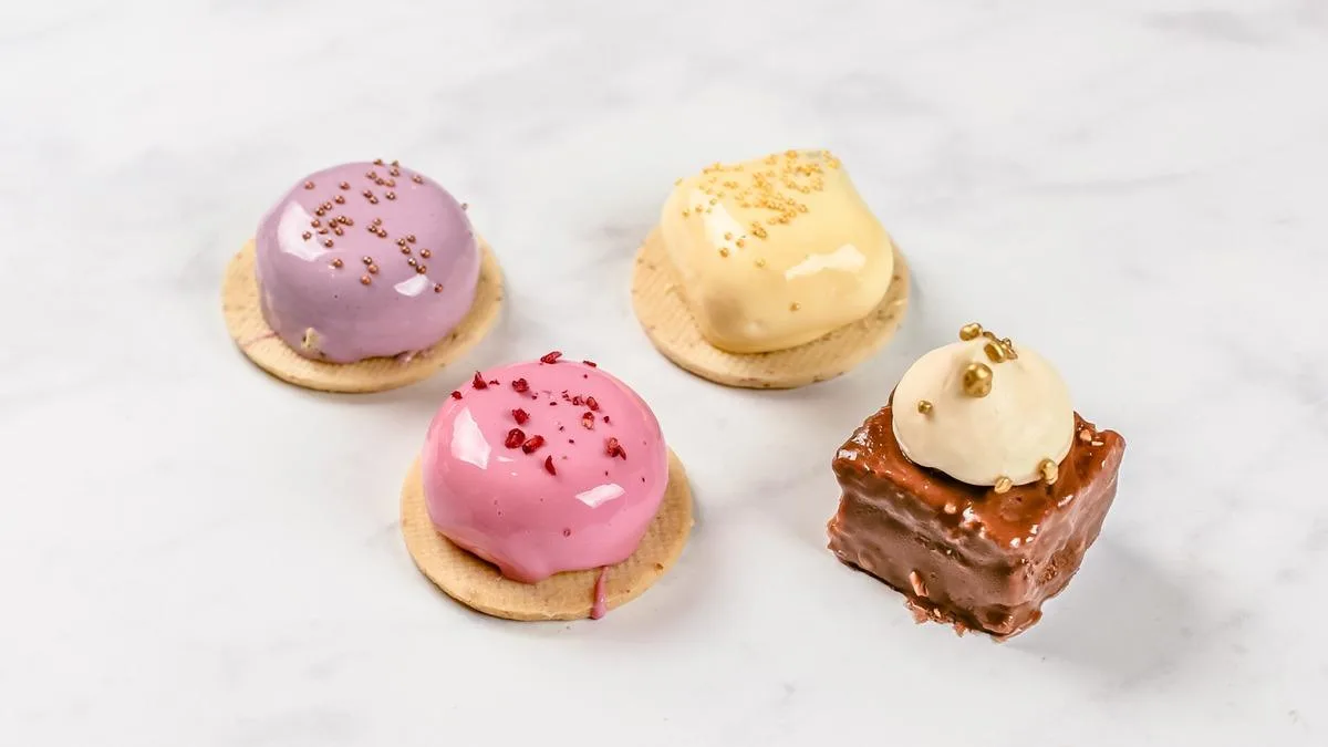 Petit Fours
