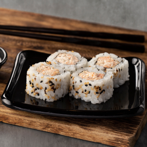 Uramaki de Salmão Grelhado (4 Unidades)