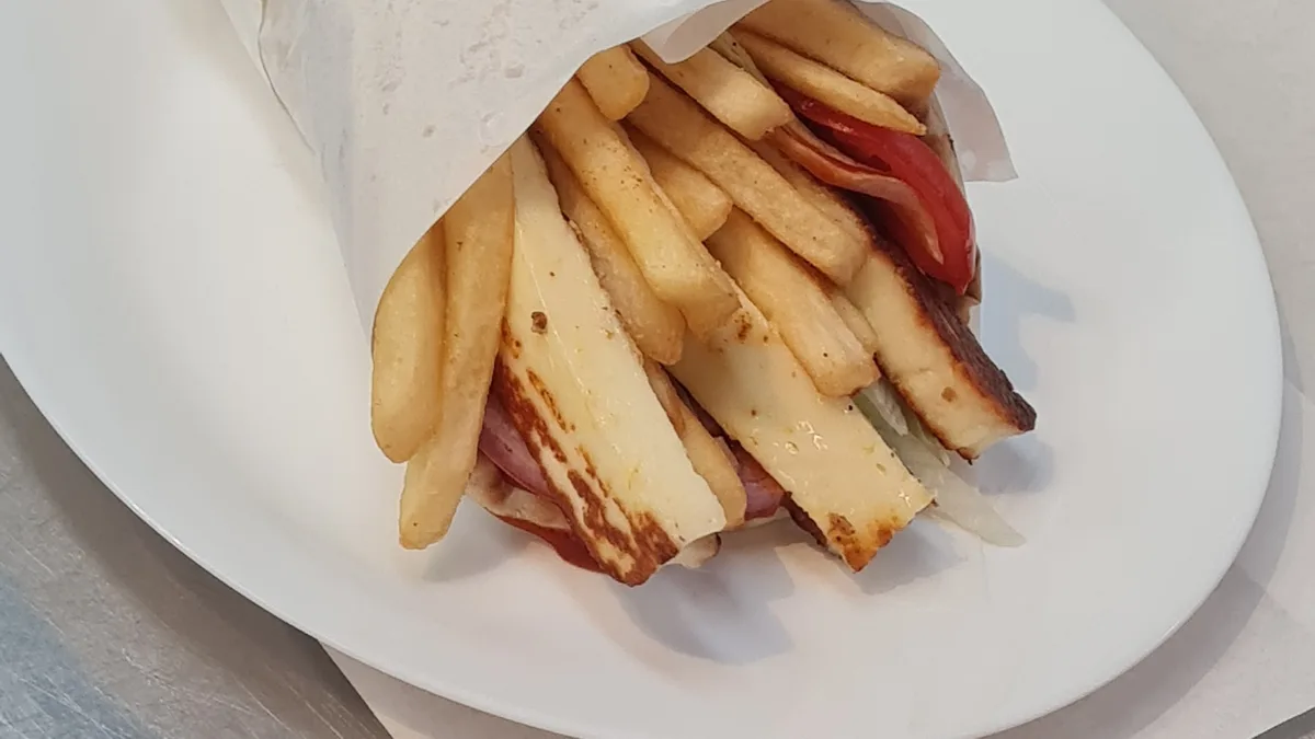 Halumi pita