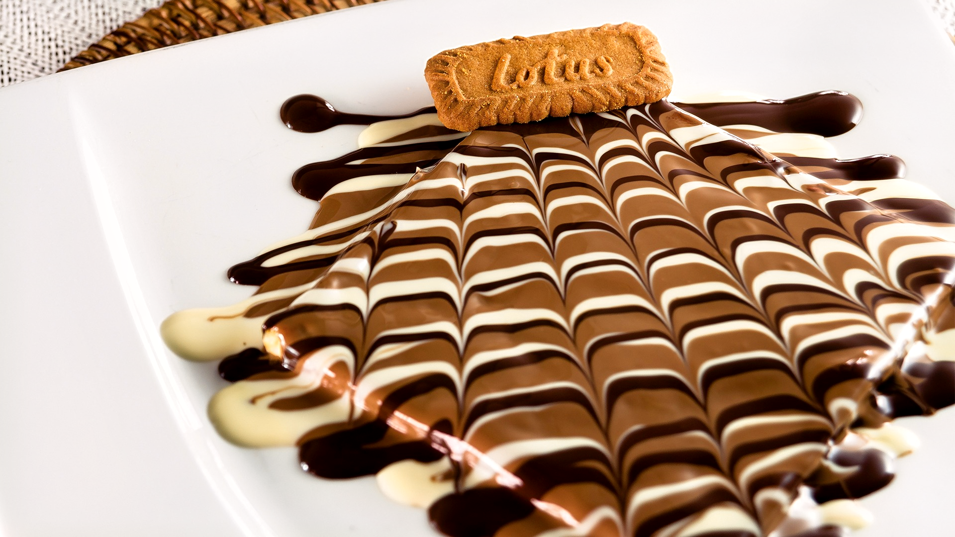 Lotus Crepe