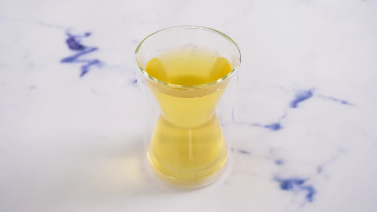 Hot Sweet Mango Tea