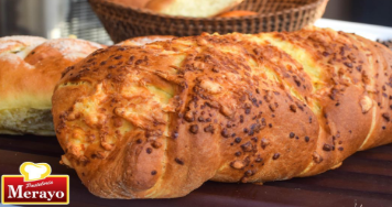Trenza Salada con Queso