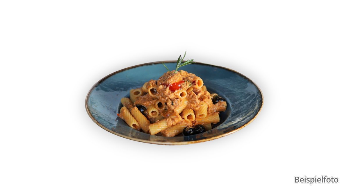 49. Rigatoni Tonno