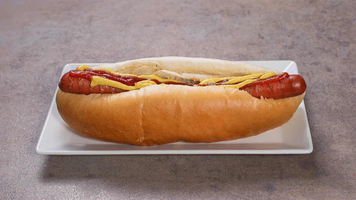 Normál sima hot-dog