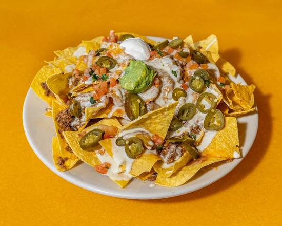 Mi Casa Sloppy Nachos