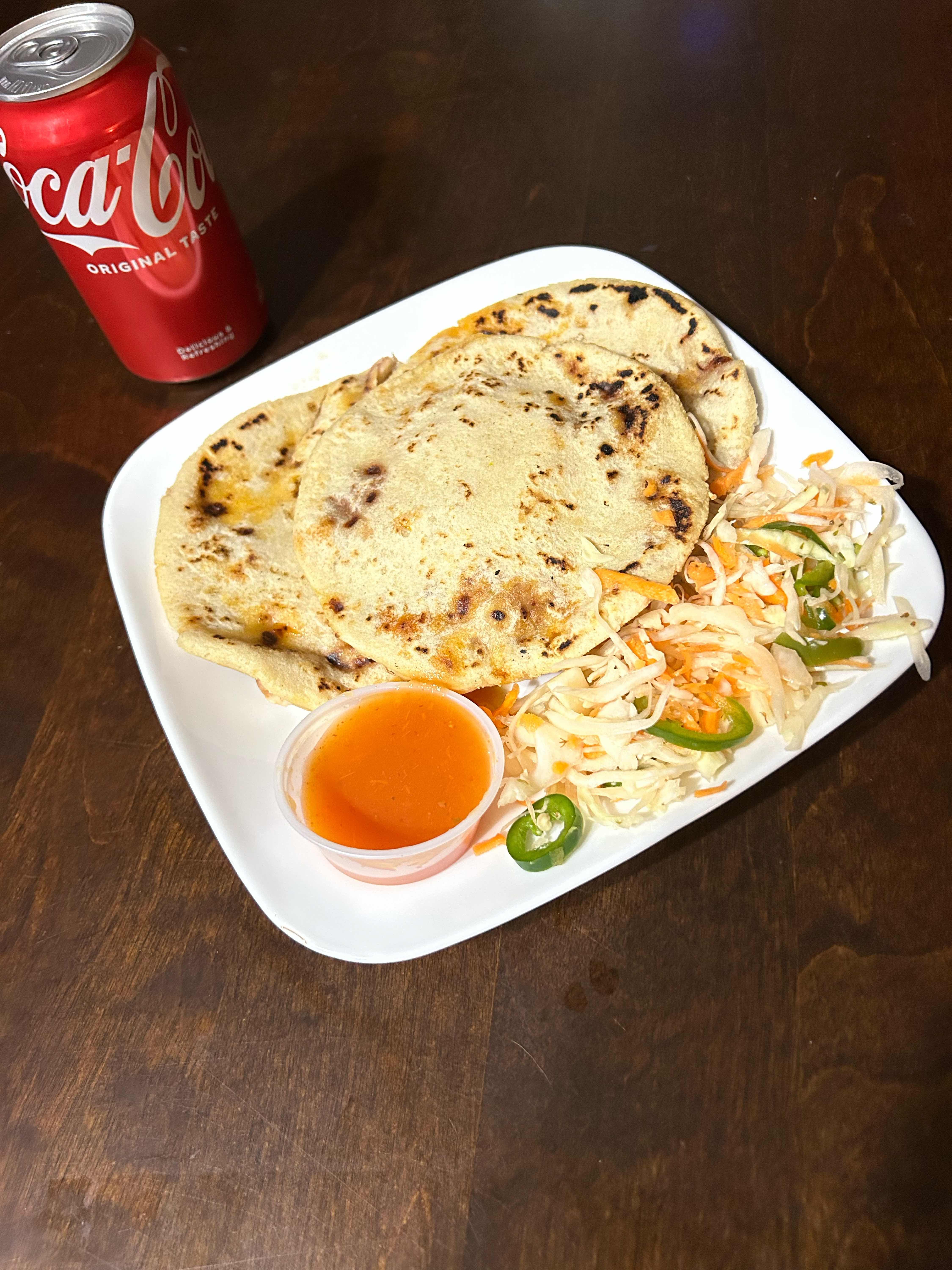 Pupusa Combo
