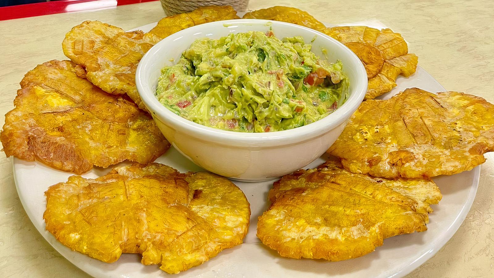 Tostones Con Guacamole