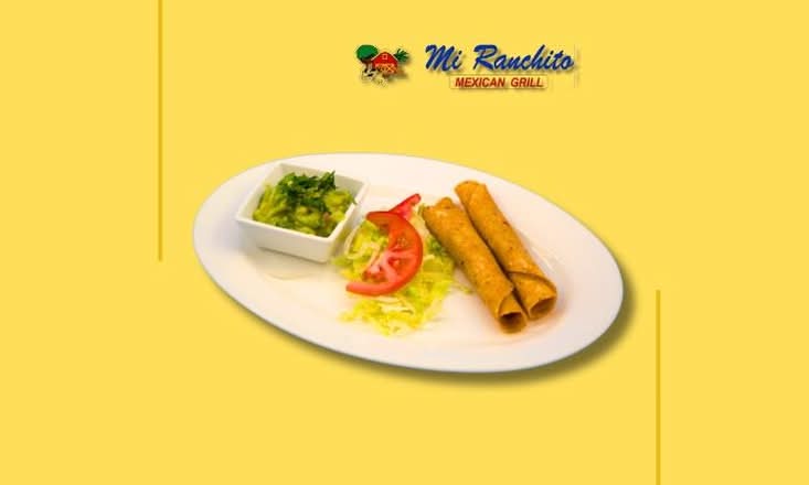 2 Taquitos c/ Guacamole