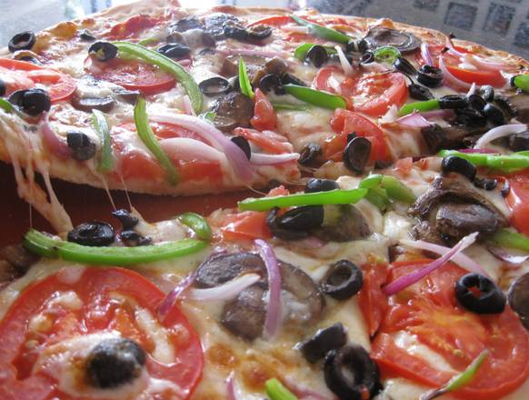 10" Mini Veggie Pizza