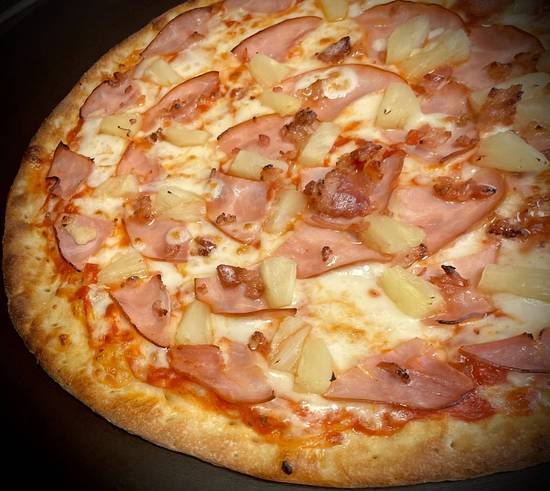 16" X-Large Hawaiian Deluxe Pizza