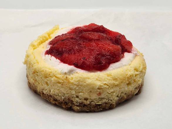 Round Strawberry Cheese Cake
