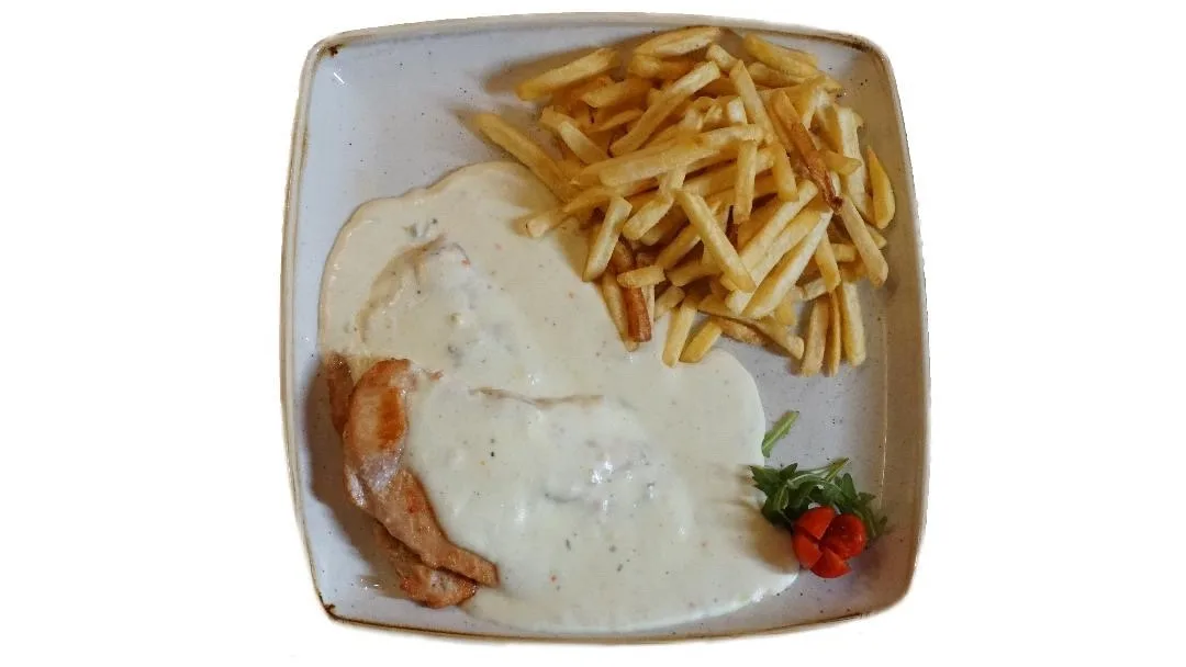 Piletina u gorgonzola sosu