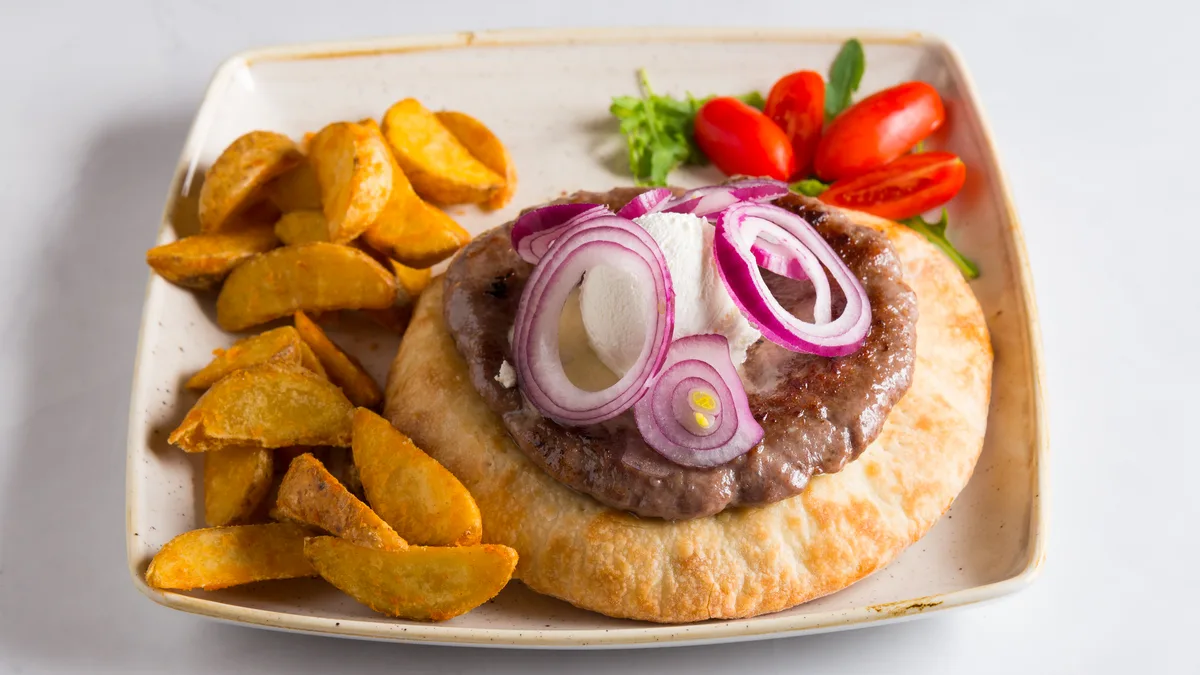 Punjena pljeskavica