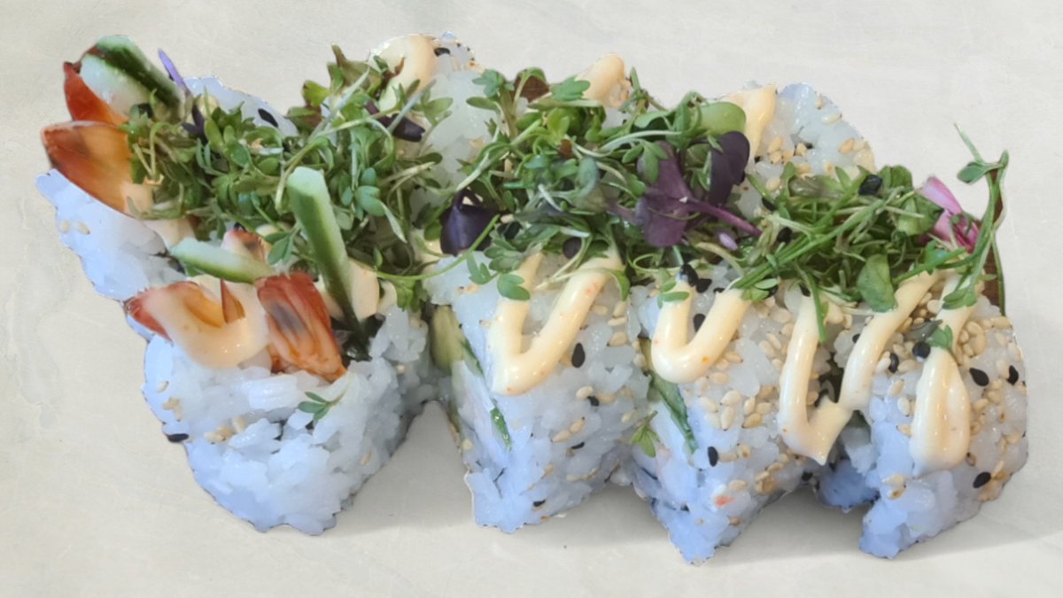 Uramaki Spicy sushi Ebi