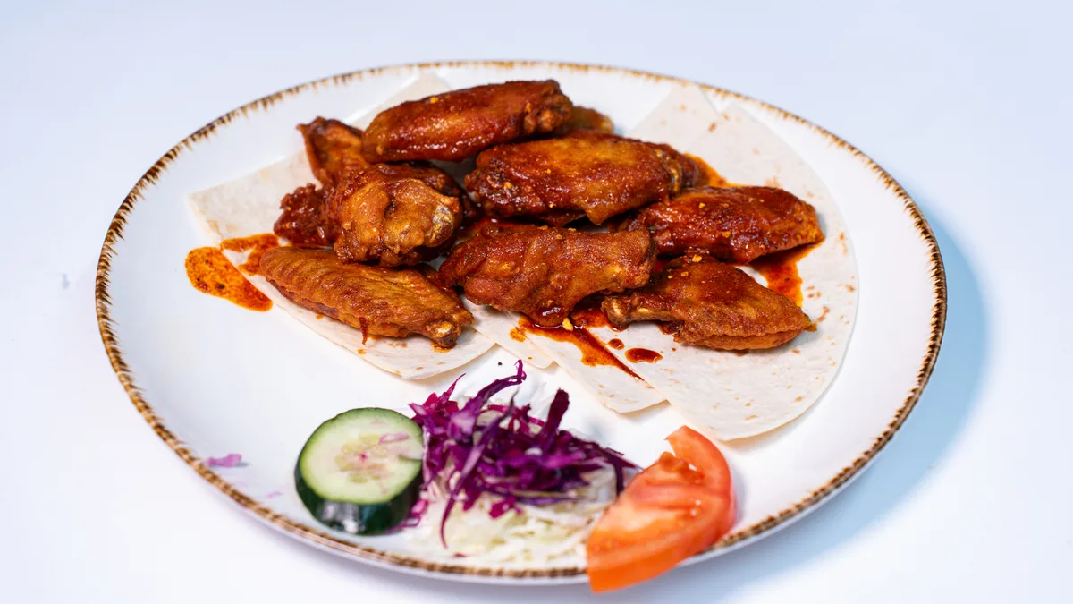 Kanat