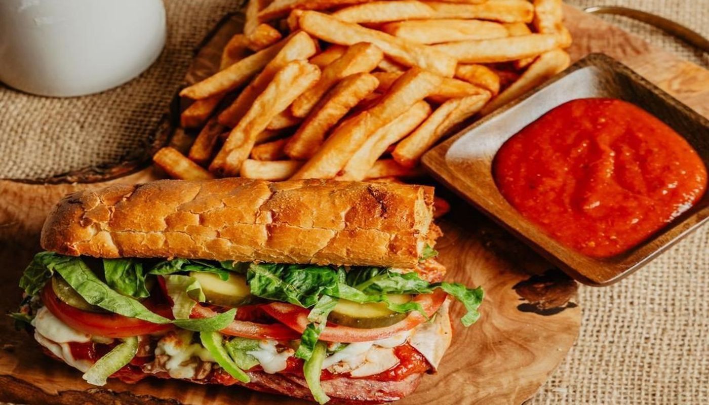 Grand Sous-marins Pizza / Large Pizza Sub