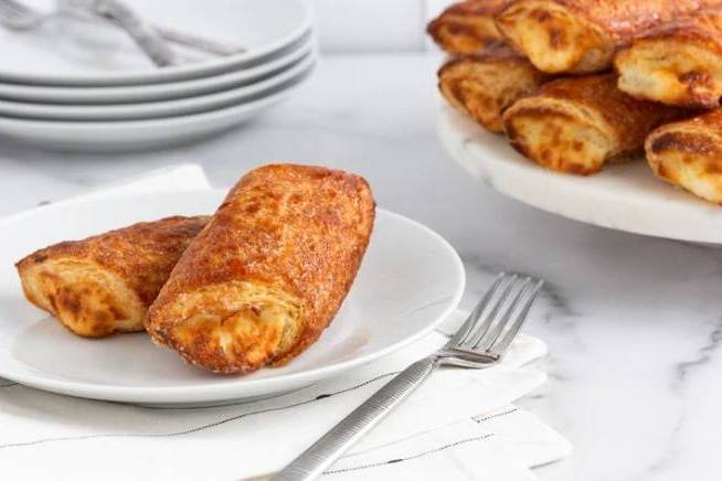 Porto's Cheese Roll